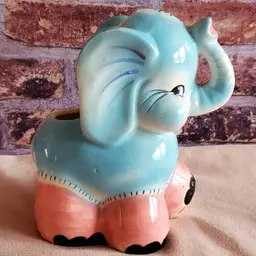 Norcrest Baby Elephant Planter
