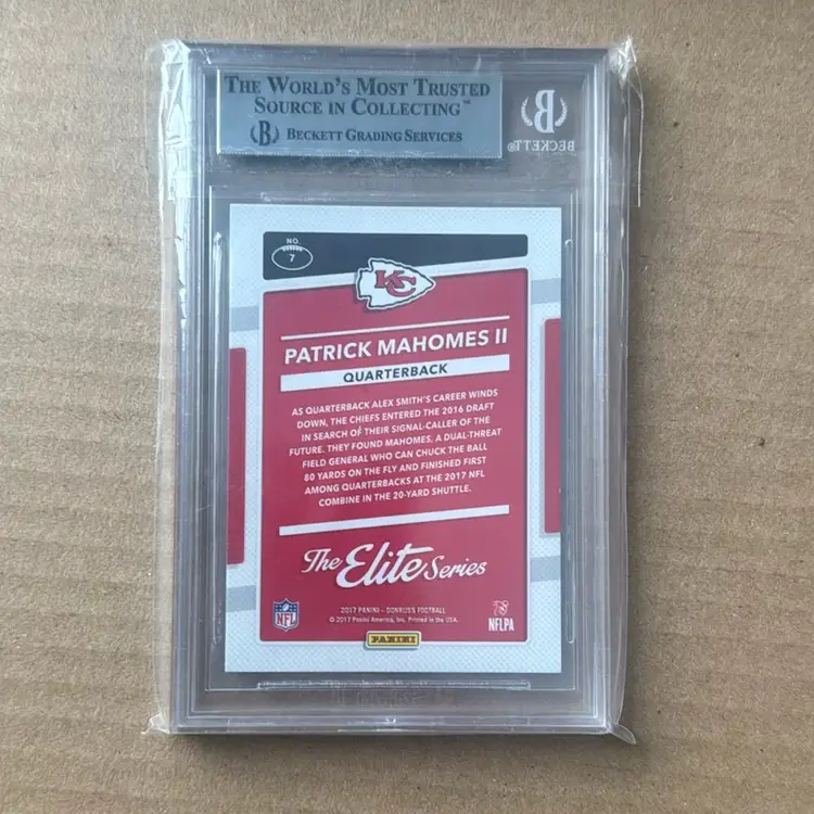 Patrick Mahomes 2017 Donruss Elite Series Rc BGS 8.5 Kansas City Chiefs