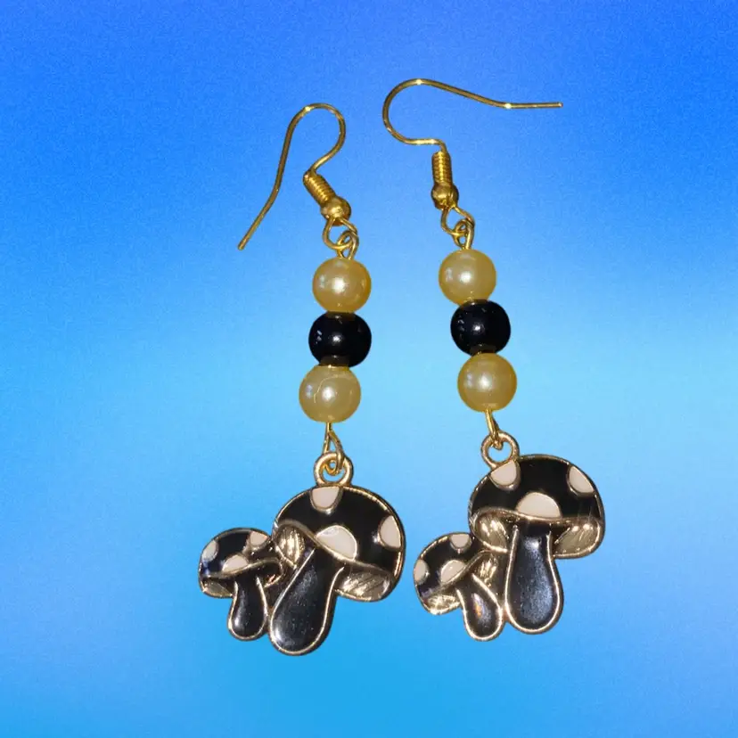 #04 - Earrings Made With Love, By Me!