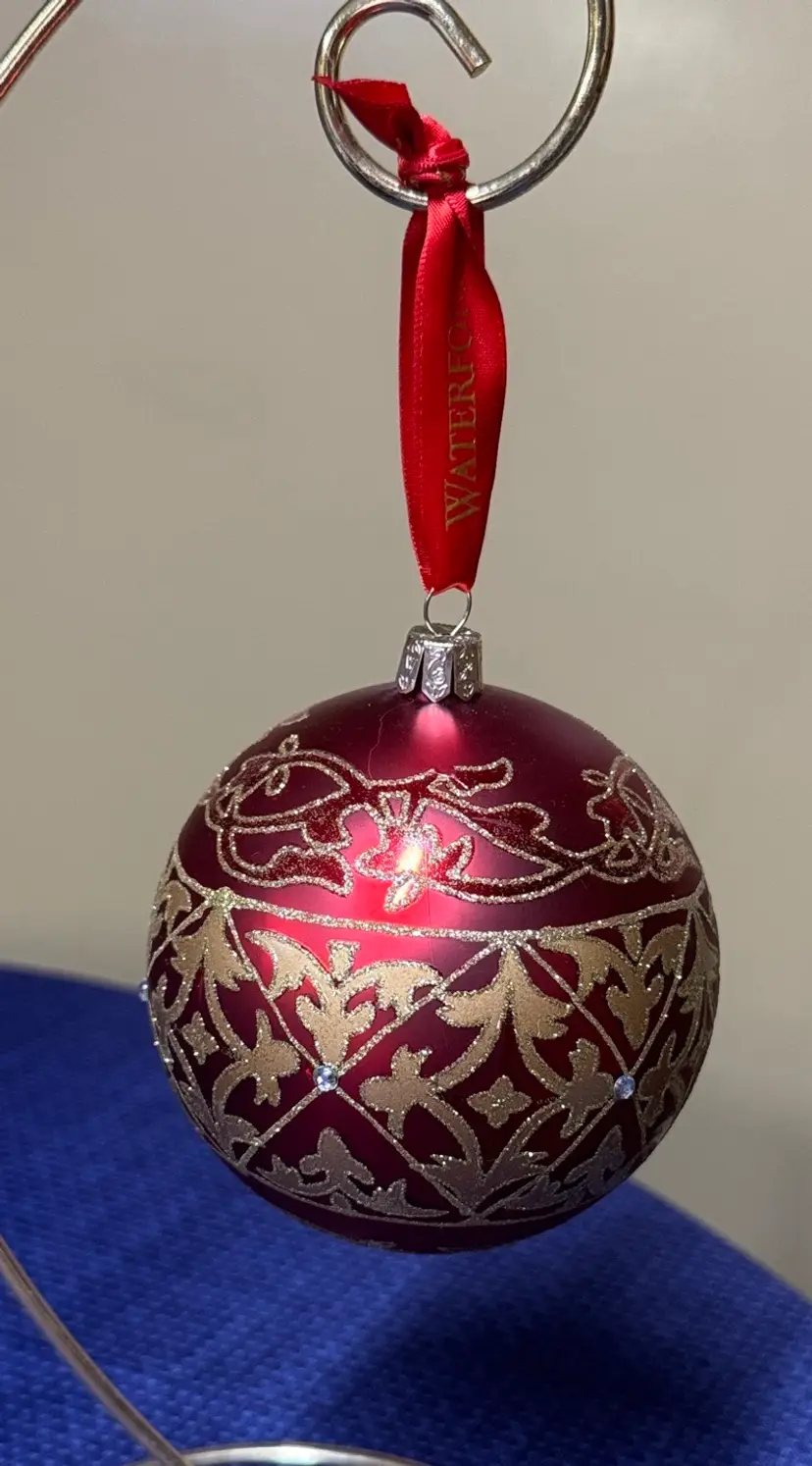 Waterford Holiday Heirlooms Kayla Ball Christmas Ornament 4” sphere red ribbon
