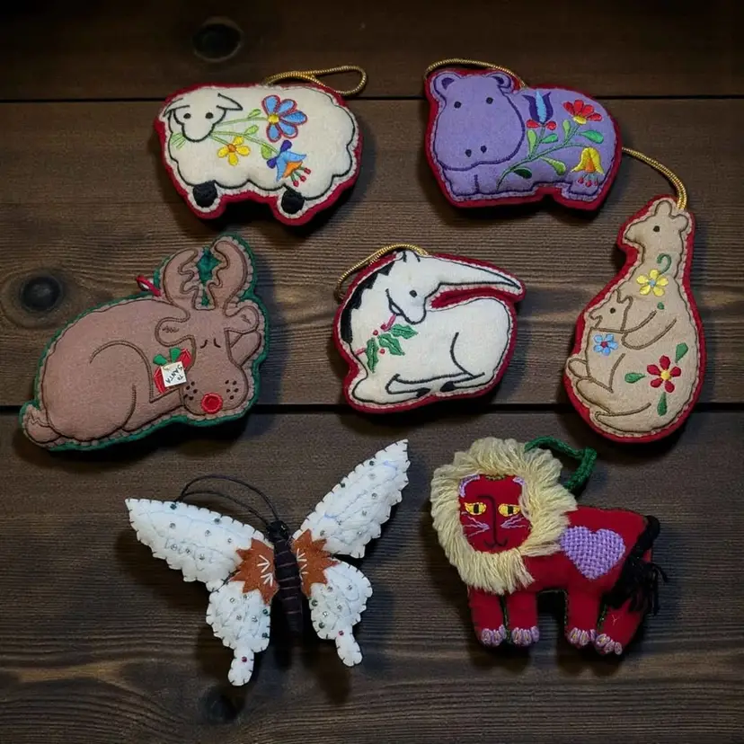 Set of 7 vintage handmade felt ornaments - Casita crafts Philippines