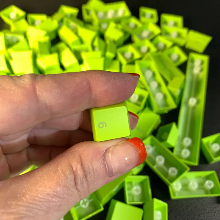 111-Bright Green Keyboard Caps
