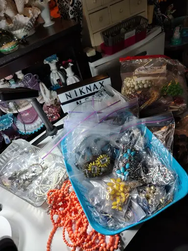 Pop-Up Variety Jewelry Show!