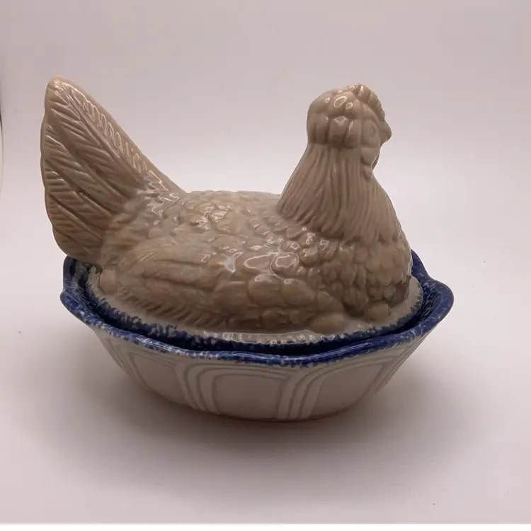 Pottery Hen on a Nest Chicken 6" x 4.5"