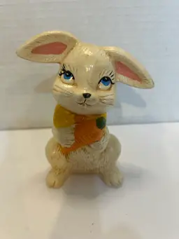 Ceramic Bunny Hobbyist Vintage