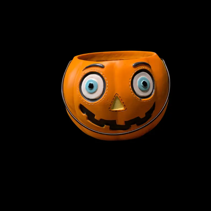 28. Halloween Halloween Mini Bucket
