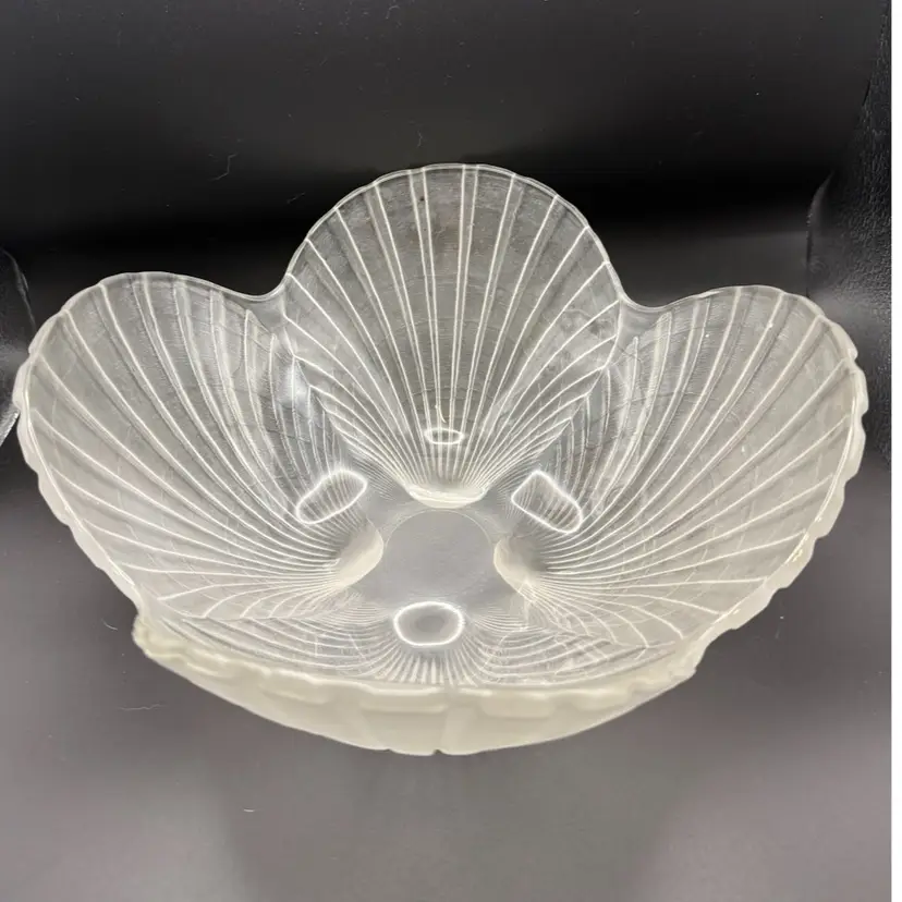 Vintage Mikasa Frosted Crystal Bowl Clam Shell Design – 10 in