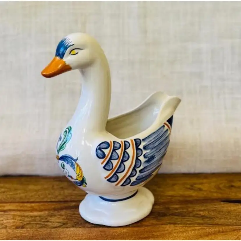 Elizabeth Arden Roma Al Fresco Ceramic Duck Candy dish planter Blue and White