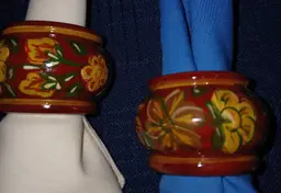 VINTAGE April Cornell Home Collection Hand Painted Wooden Napkin Rings - set of 4