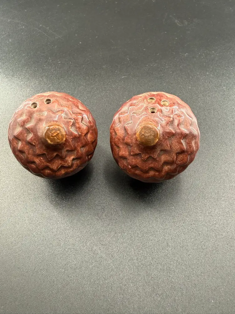 Acorn Shakers