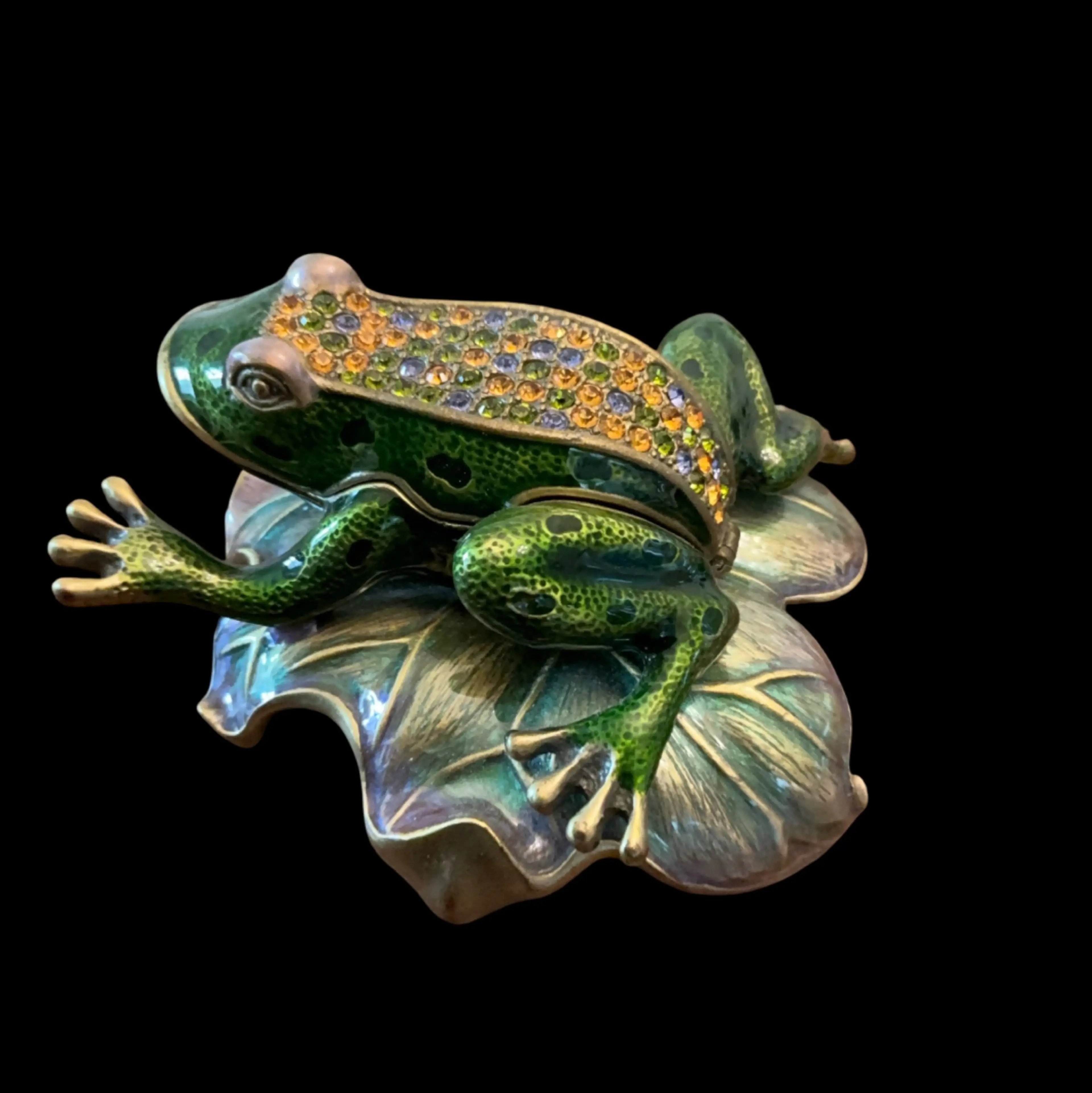 Image 2 of 6