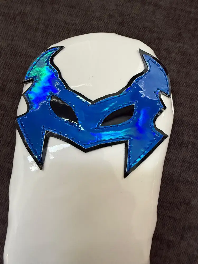 ChipnPutt Golf “Luchador  White & Blue” Hybrid Headcover , Handmade. Ships next Day