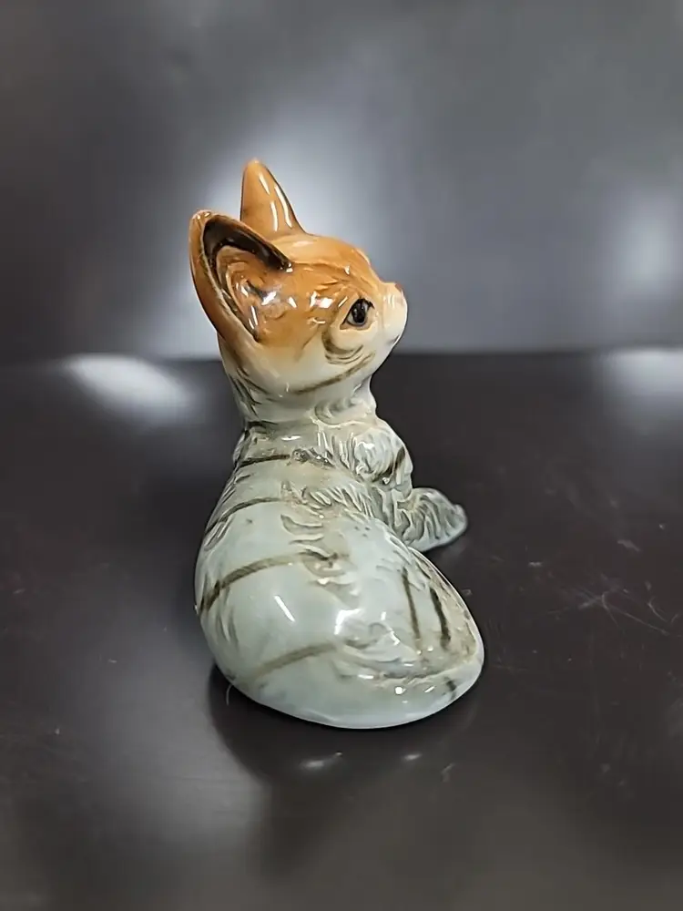 Vintage Brown And Gray Striped Tabby Cat Porcelain Figurine
