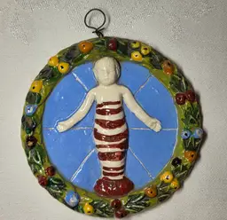 1960 s ITALY swaddled BABY JESUS in WREATH OF FRUIT (DellaRobia) 4.5"WALL PLAQUE