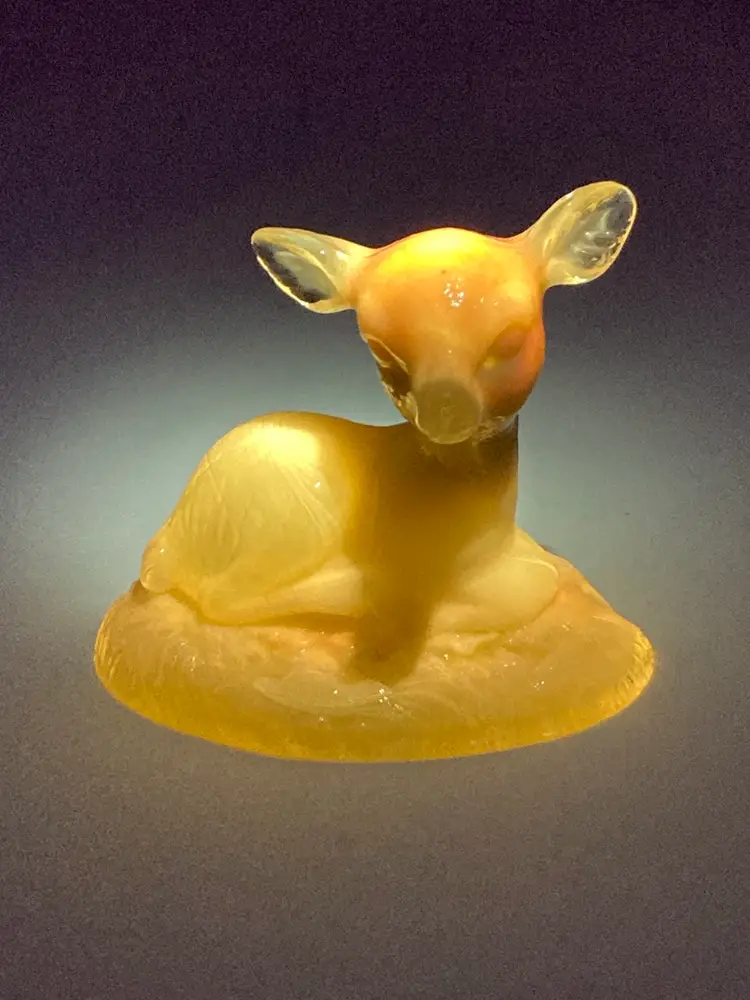 Vintage “Bingo the Deer" by Boyd. 2 1/4” Tall 2 3/4” Wide! UV Reactive! Glow 😎 Read! 1 Tiny Chip On Base! As Seen In Pics! Embossed B!