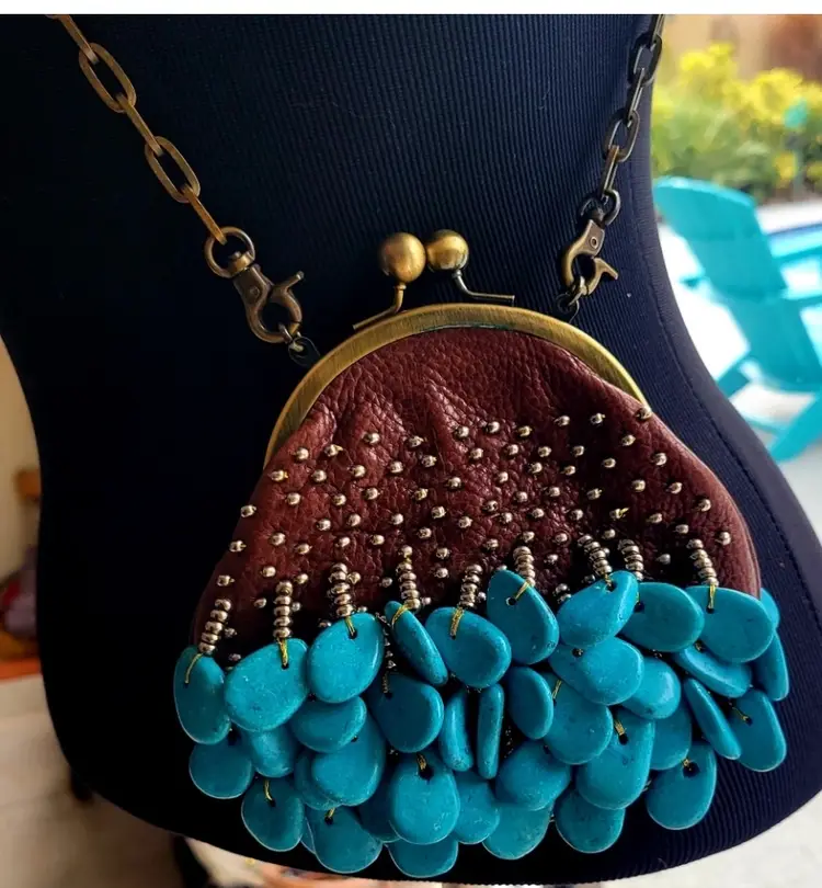 Vintage Cole Haan G series Leather Crossbody Beaded Bag