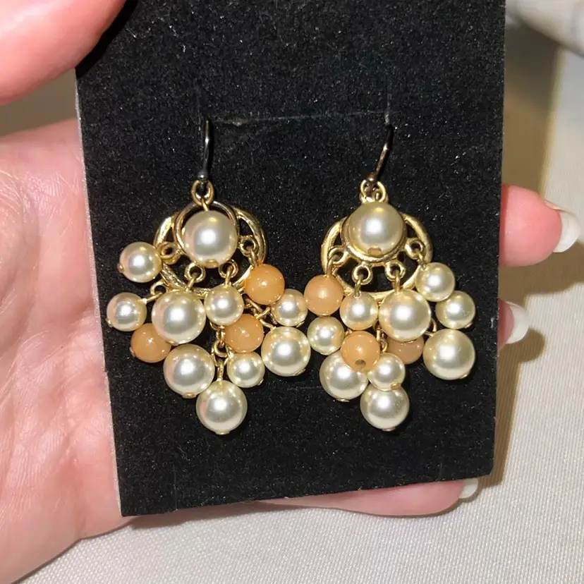 Chandelier Faux Pearl and Peach Bead Earrings French Wire Costume Goldtone 2”