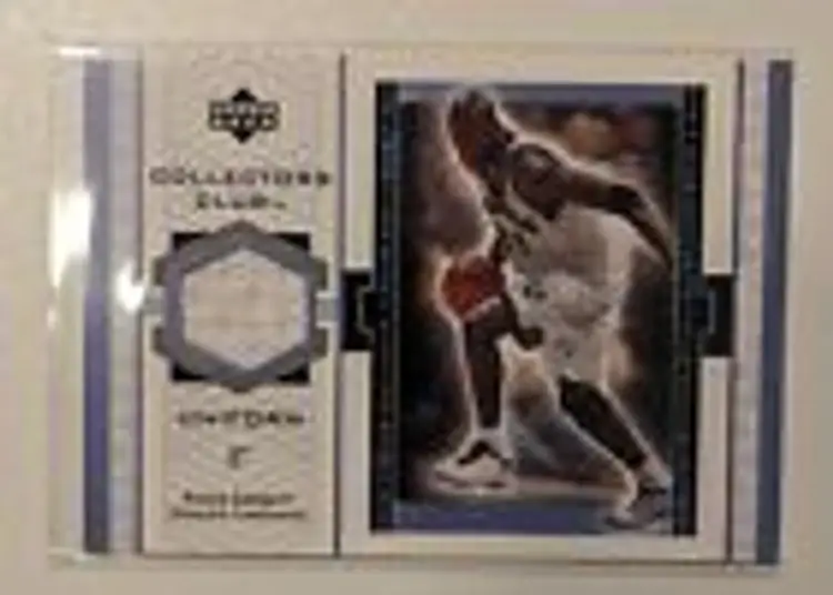 2001-02 Upper Deck Collectors Club Exclusive #KG-U Kevin Garnett Timberwolves