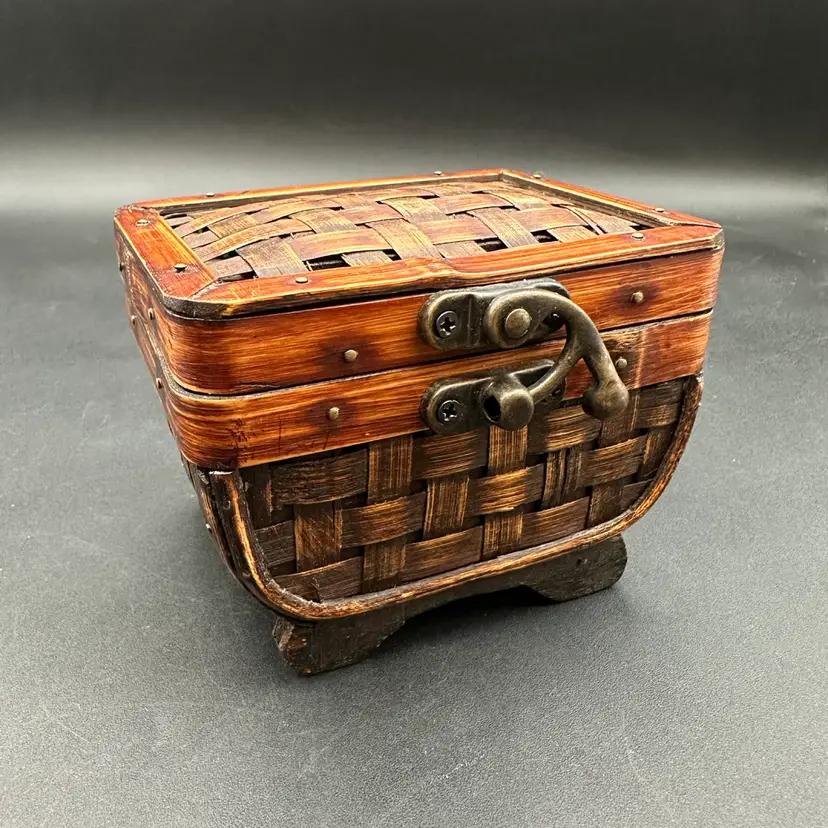 Woven Wood & Reed Basket Box With Swing Closure 3”T 4.5”W 3”D