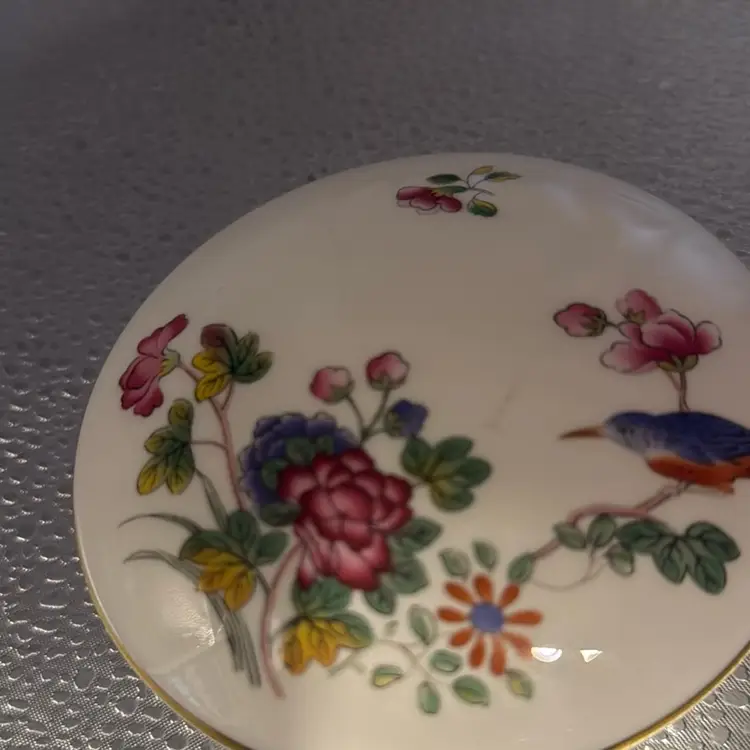 Vintage Wedge Wood Kutani Lidded Trinket Box