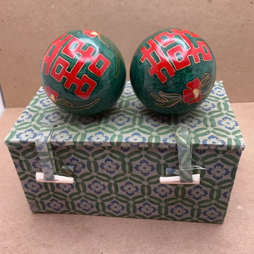 POW4 VTG Asian Theme Stress Balls Flowers and Symbols