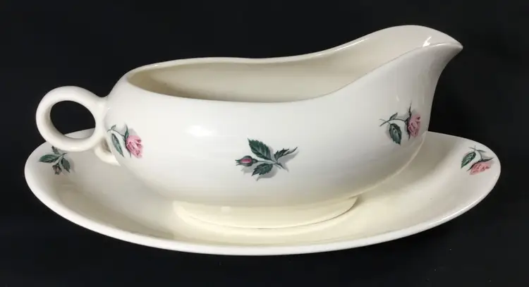 Thermocraft Ballerina, ceramic gravy boat & tray, white, pink roses, 1950s