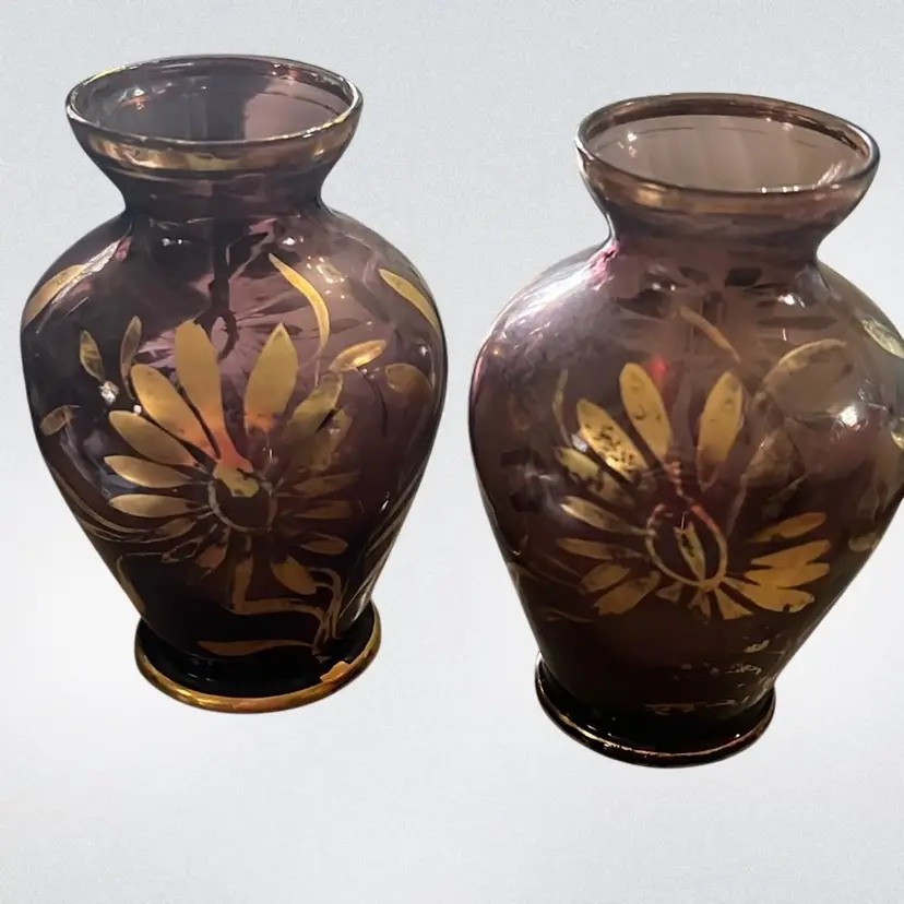 Set Of 2 Vtg SESTO FLOREN Italy Amethyst Hand Painted Gold Flower Glass Vase, Some Gold Wear  MCM 4” Blown Glass