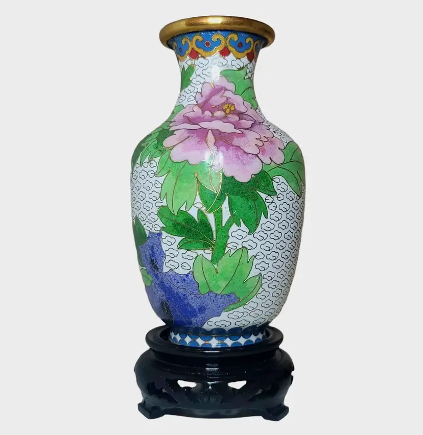 Vintage Chinese Enamel Cloisonne White Floral Motif Design Vase with Wood Base