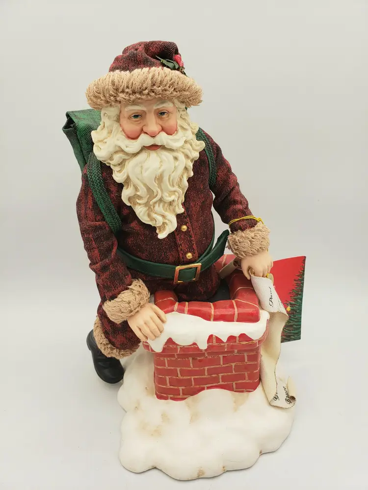 Vintage Possible Dreams Clothtique Santa Be Good 1999 Down The Chimney Christmas. Very detailed Santa.
