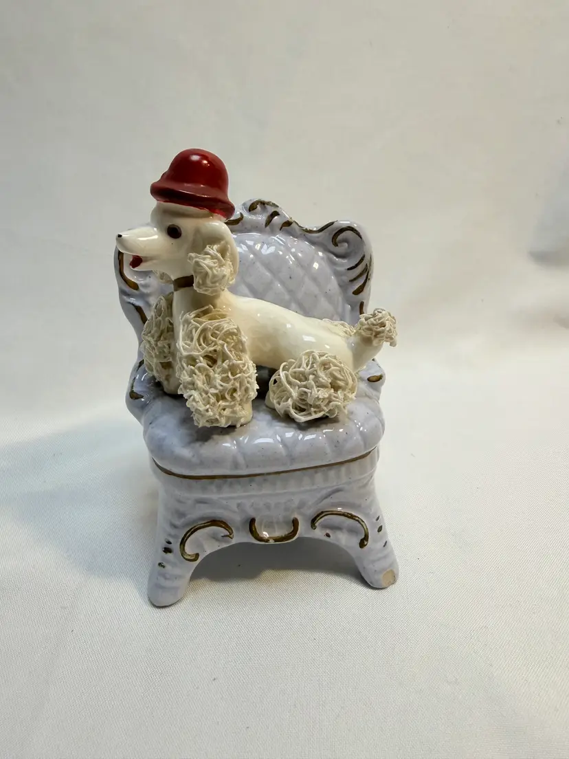 Vtg Spaghetti Poodle Figurine – Red Hat, Sitting in Purple Chair, 4′′
