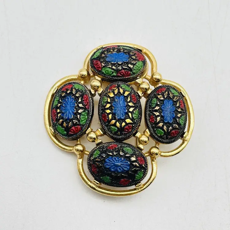 SARAH COVENTRY Light Of The East Brooch Gold Tone Enameled Floral Vintage Pin 11918