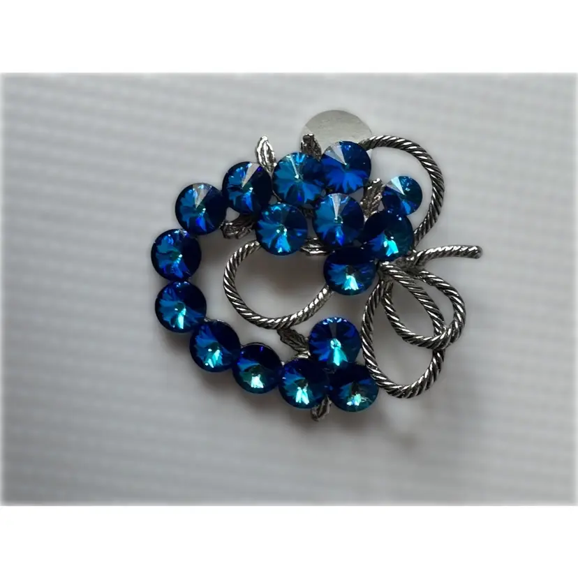 Blue Brooch Like A Vine Of Grapes Measures Over 2” Long