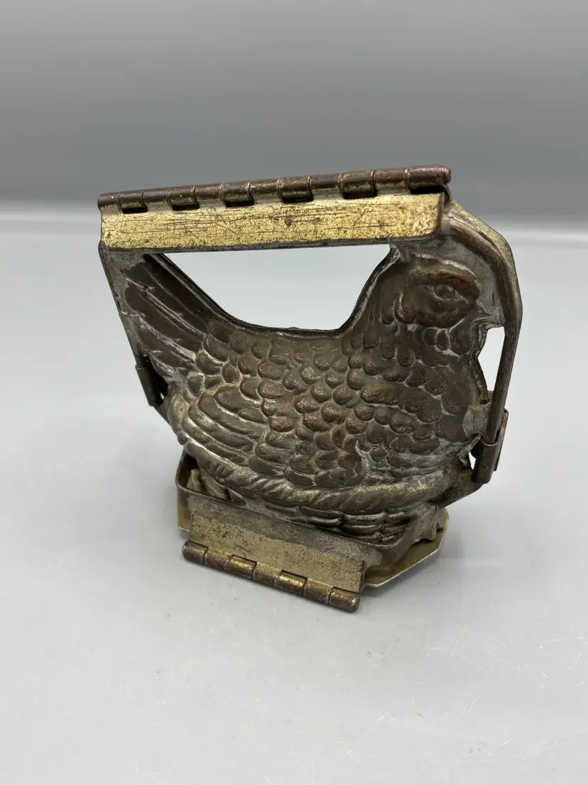 Vintage Hen on a basket Chocolate Mold