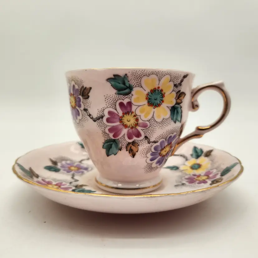 Tuscan Fine English Bone China Tea Cup and Saucer Pink Floral England Vintage