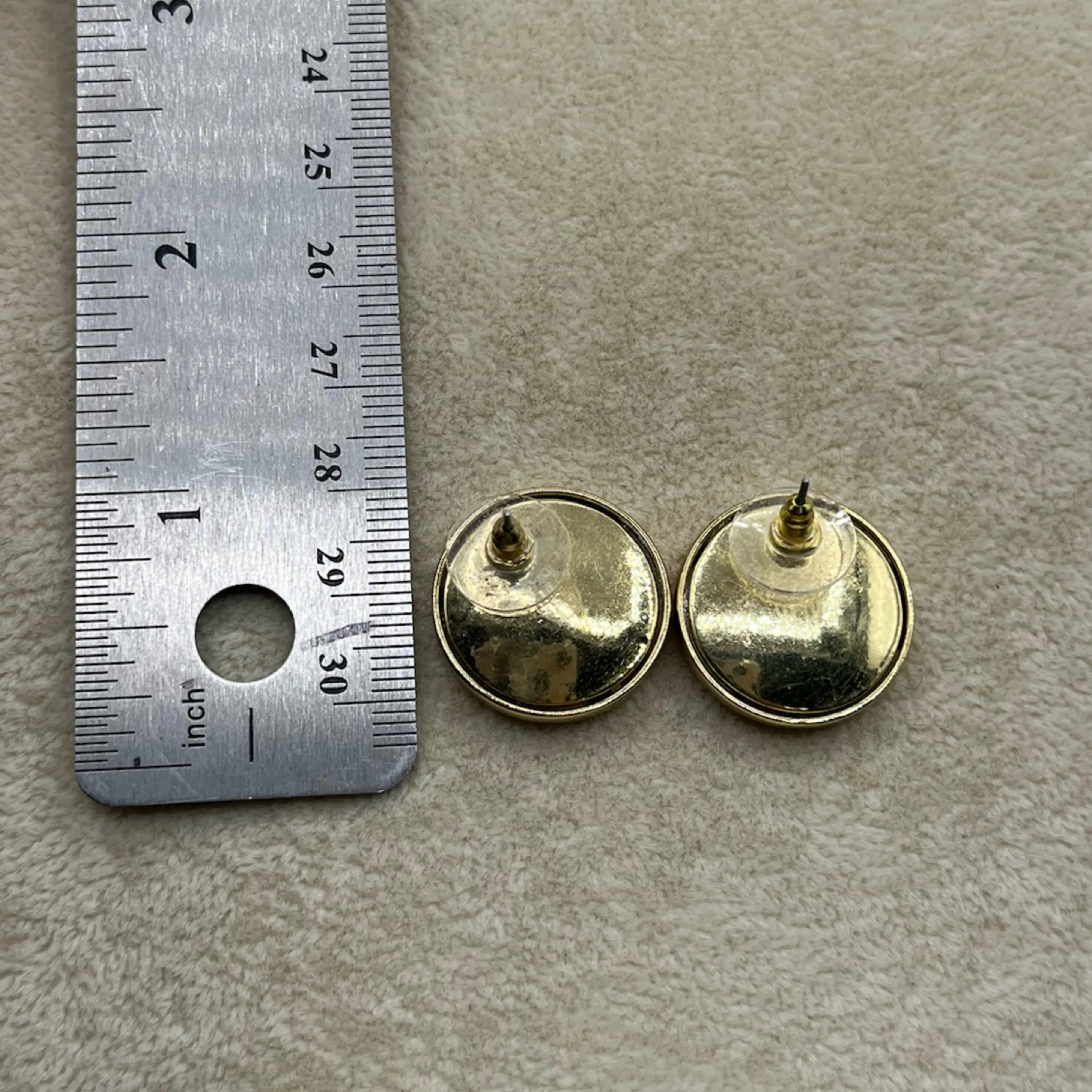 Image 4 of 4