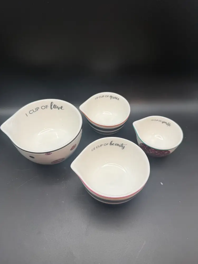 Tri Costal Design Set of Four Sweet Measuring Cups