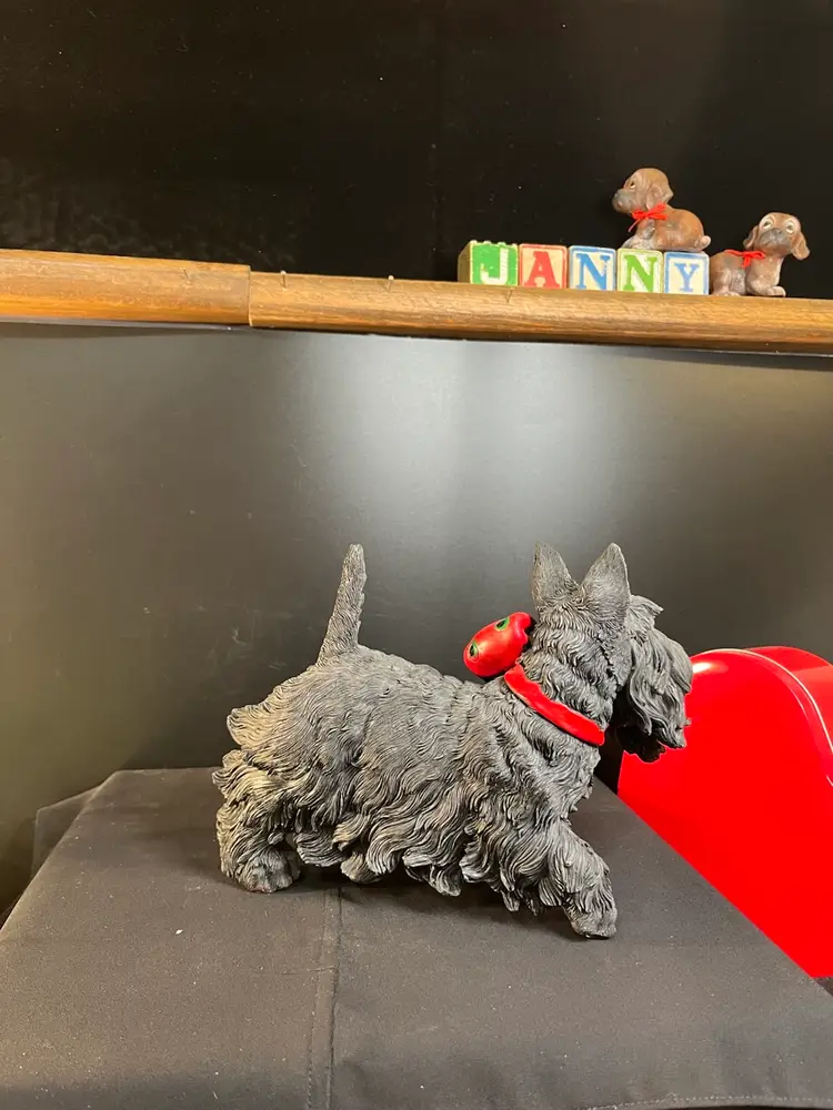 Resin Scottie Dog w/ BIG RED Bow