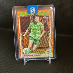 Vivien Endemann RC 21/25 Orange Wave #66 - 2024/25 Topps Chrome Gold UEFA Wolfsburg
