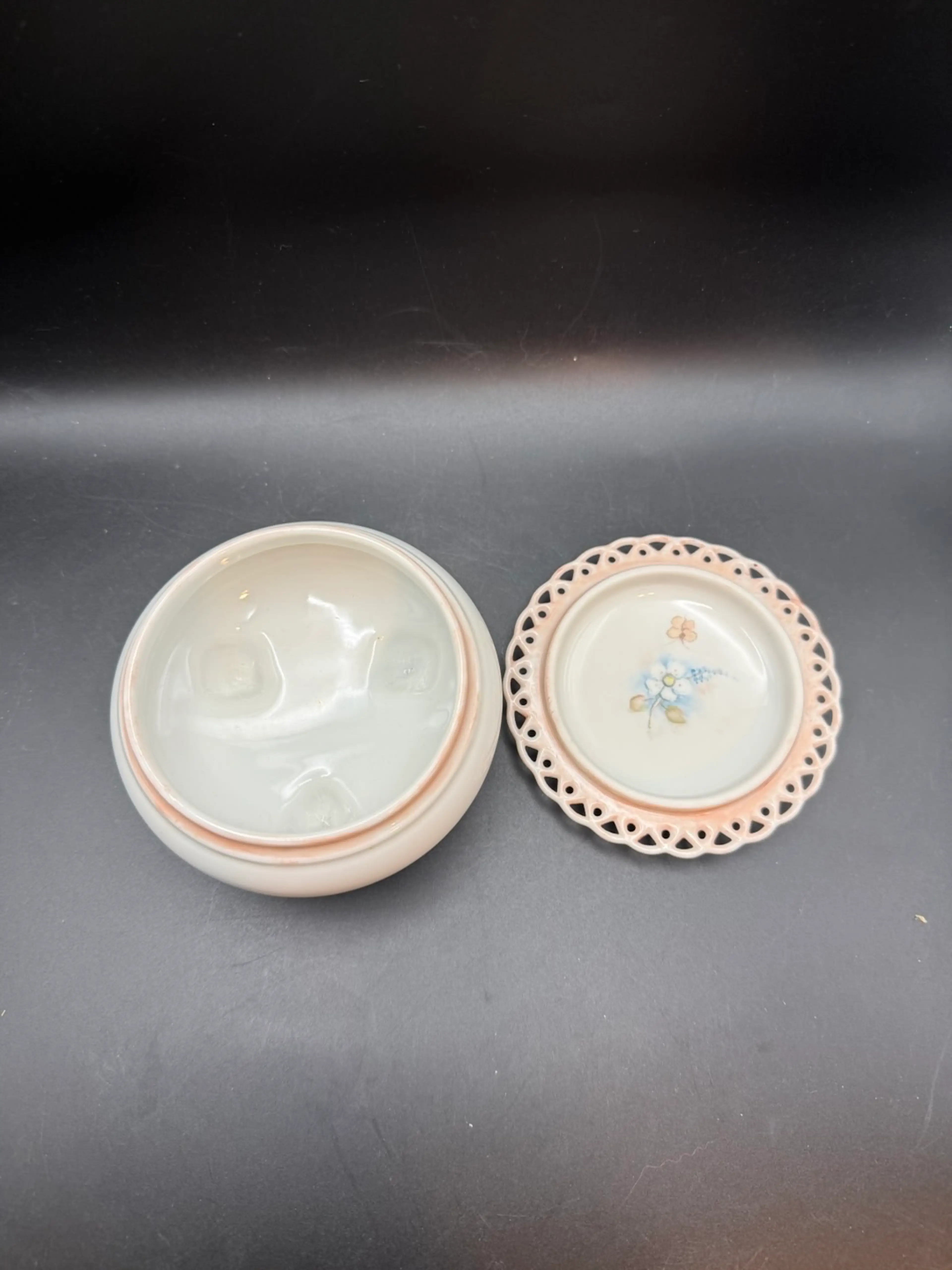 Image 2 of 4