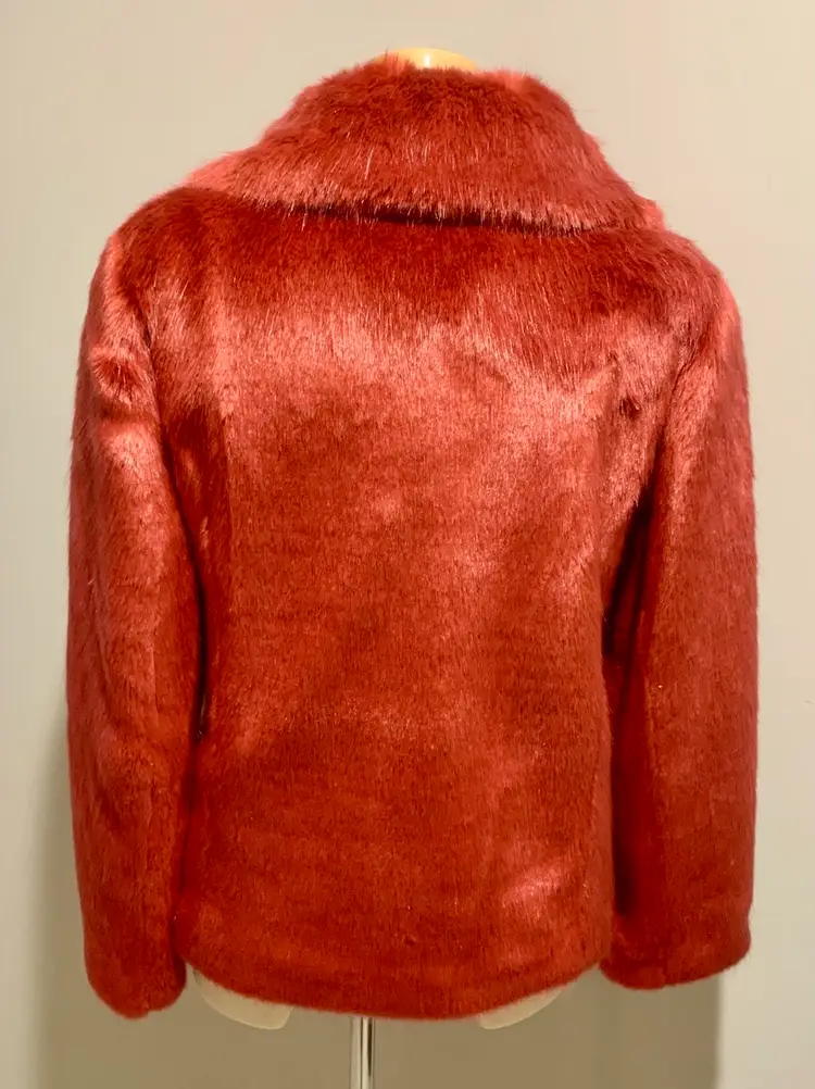 Stylish!! Furious Furs: Hot Pink Faux Fur Coat. Sz Medium