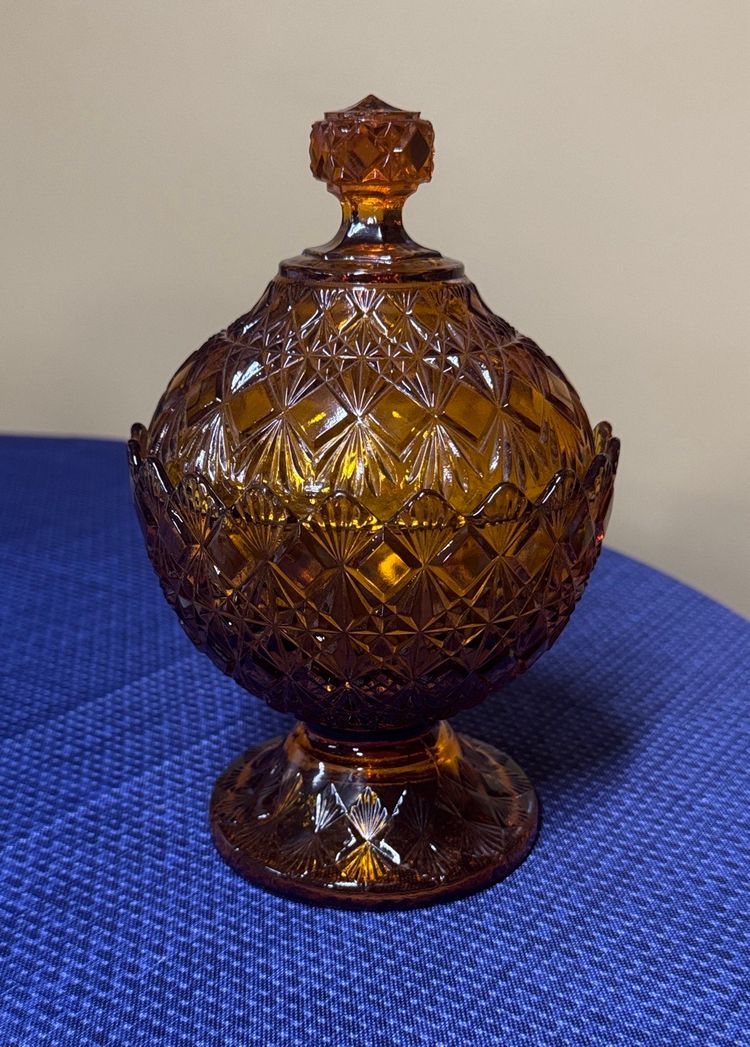 Fenton "Olde Virginia" amber glass covered candy dish 9” tall