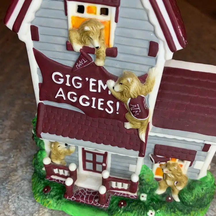 Texas A&M Gig 'Em Aggies House Slavic Treasures 2003 limited edition series