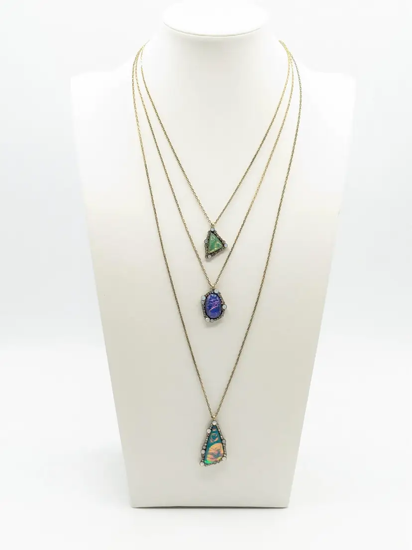 Chloe + Isabel Convertible Necklace with Colorful Gemstones Rhinestones Pendants Gold Tone Boho