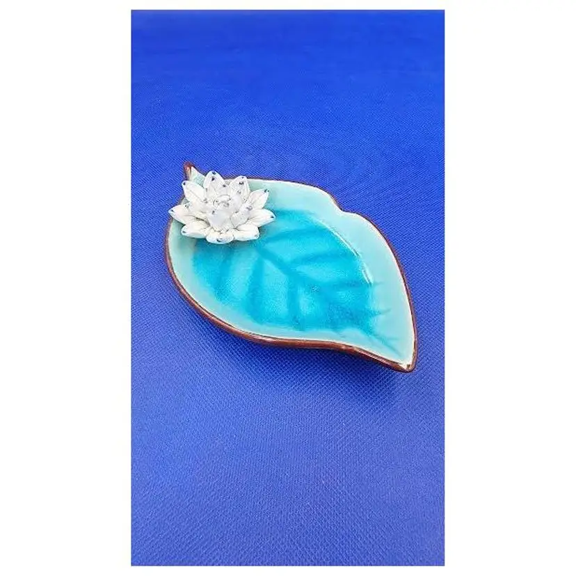 CORCIOSY INCENSE HOLDER- DECORATIVE LOTUS LEAFE-INCENSE ASH CATCHER SKY BLUE