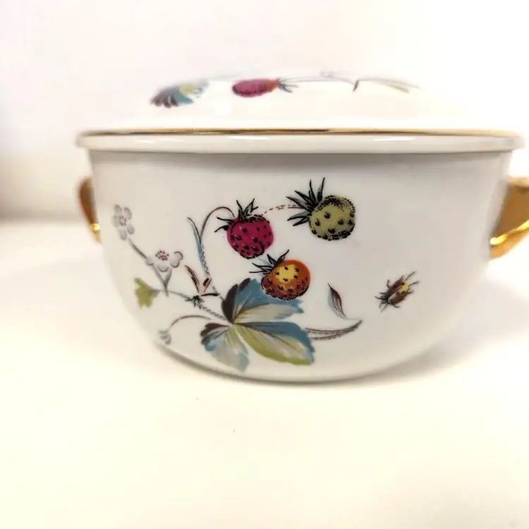 Royal Worcester Strawberry Fair Small Casserole Covered Bowl Porcelain VTG Dish