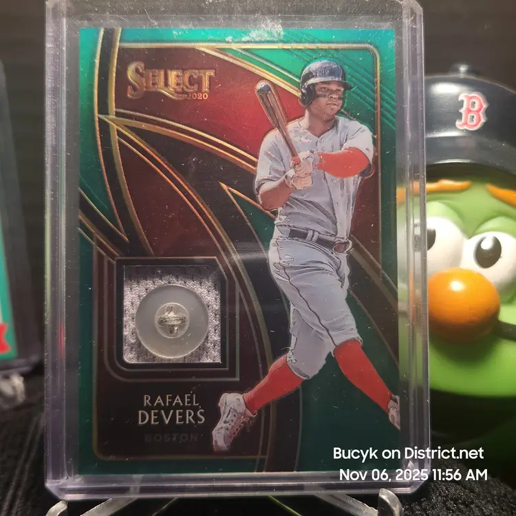 2020 Panini Select Green Button - Rafael Devers Boston Red Sox 4/5