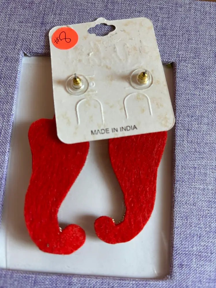 Beaded Chili Pepper Earrings New 