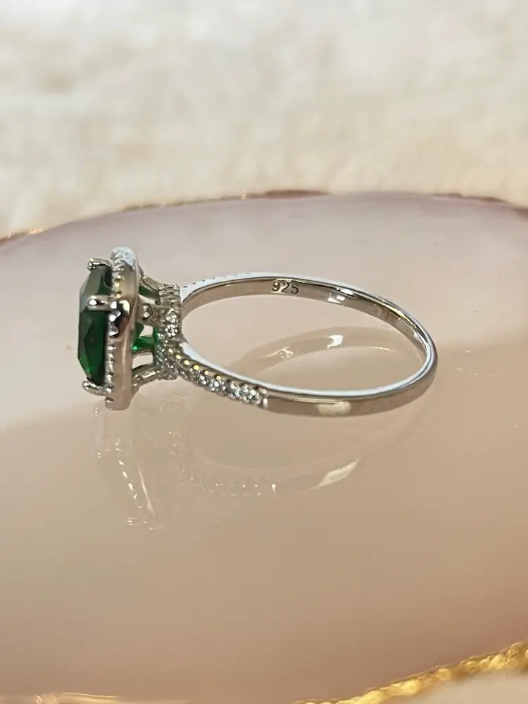 925 Sterling Silver Green CZ Halo Ring Size 10.75 Cushion Cut Emerald Green