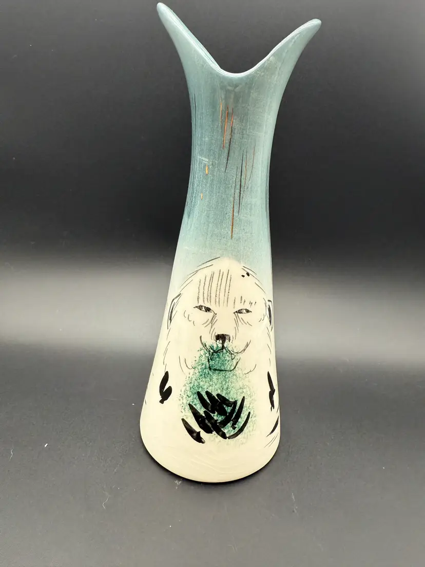 Sascha Brastoff signed vase with Hand painted bear