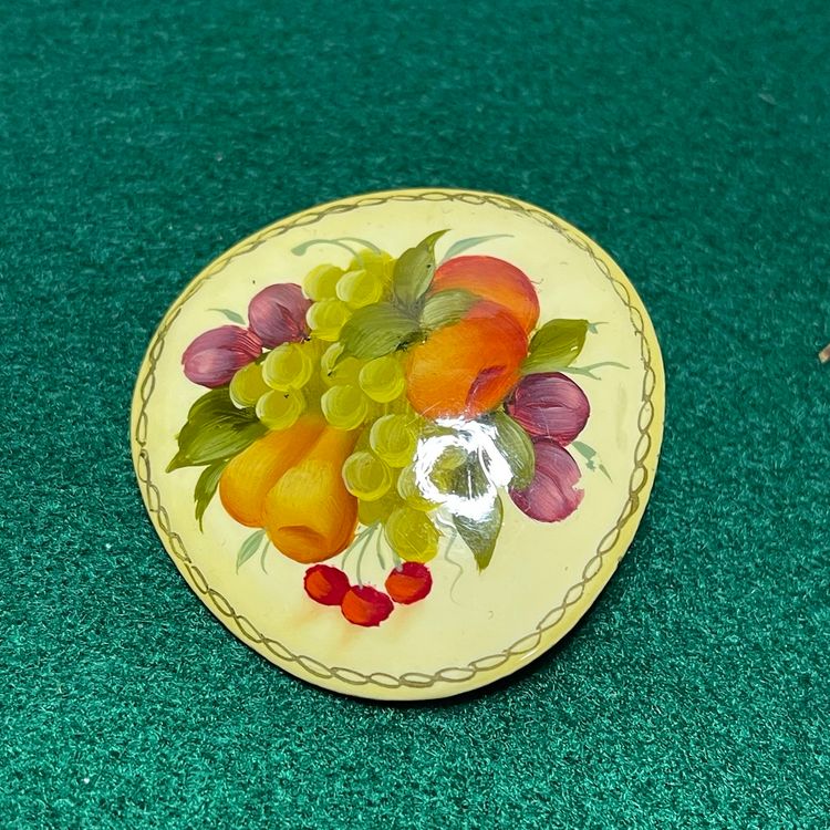 Hand Painted Russian Brooch Pin Fruit Tan Cream Grapes Pears RUSSKIIA on Card